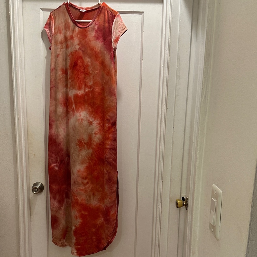 Acting Pro Women's Maxi Dress in Red and Orange Tie-Dye - NWOT